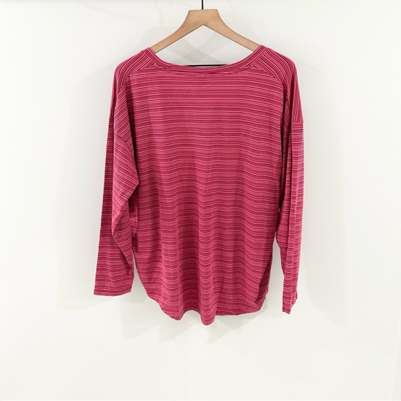 Athleta Cloudlight Stratus Striped Top Pink Red Size XL - Picture 9 of 9